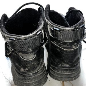 USED BOOTS