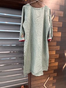 Elegant Embroidered Kurta