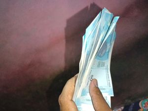 1 Pack Of Note (33 Pcs)