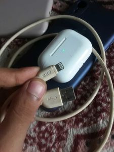 Apple AirPods Pro (1st Gen)