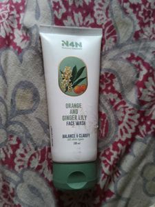 N4N Orange &amp; Ginger Lily Face Wash