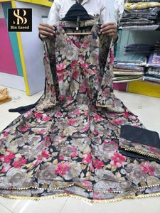 Elegant Printed Kurta Set