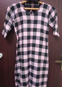 Pink &amp; Black Checkered Kurta