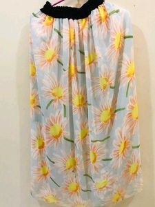 Floral Daisy Print Skirt