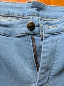 Light Wash blue Cargo Jeans for women
