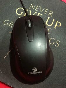 Black USB Computer Mouse