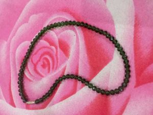 GreenEmrald Pearl  Stone Necklace