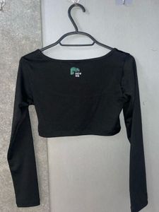 NEWME Skeleton Graphic Long Sleeve Crop Top