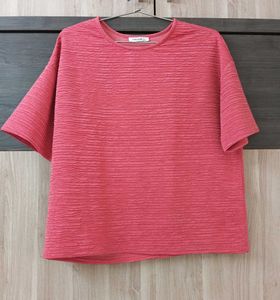 NEW TOP