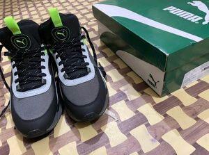 Puma Sneakers