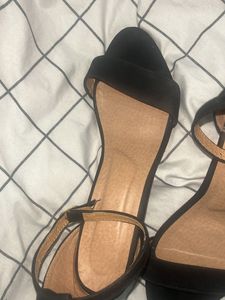 Elegant Black Ankle Strap Sandals