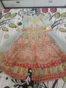 Puplum Style Top And Sharara
