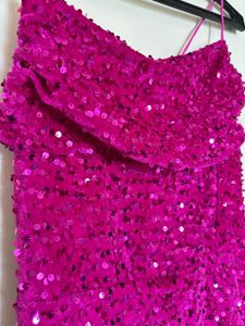 SAVANA SEQUENCE SLIT CUT DRESS