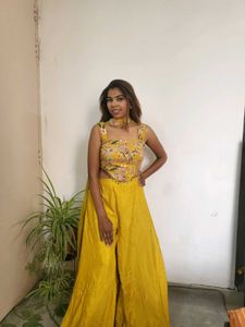Corset And Palazzo With Necklace Dupatta