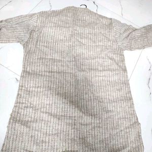 Men beige woven design kurta