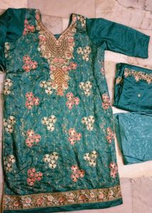 Moti Work Salwar Kameez