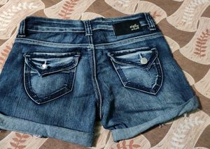 Hot Pant