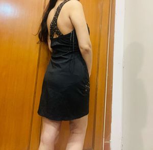 Black One-Shoulder Party Dress