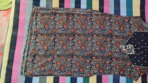 Floral Print Sleeveless Kurti