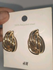 H&amp;M Gold Twisted Earrings