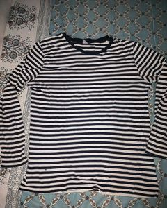 Black & White Striped Tshirt