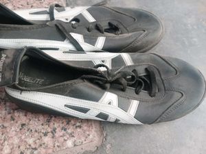 Nobelite Black &amp; White Sneakers