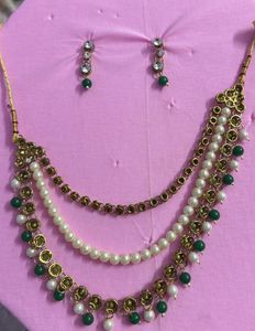 Elegant Green &amp; Pearl Necklace Set