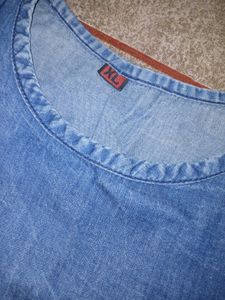 regular top for girls in denim fabric
