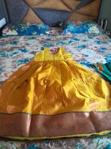 Cute Yellow Girls Clothing