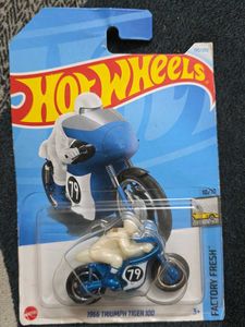 Hot Wheels 1966 Triumph Tiger 100