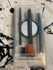 Complexion Brush Set
