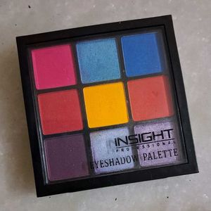 4 Eyeshadows For Just 1000