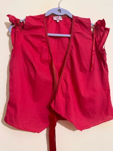 Red Sleeveless Top
