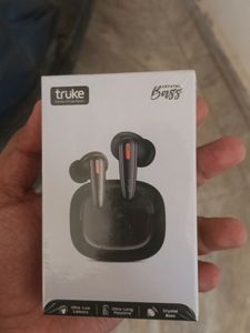 Truke Crystal Bass Earbuds