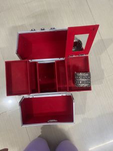 Silver Makeup/Jewelry Case