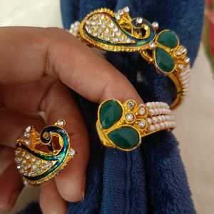 Peacock Bangle Set