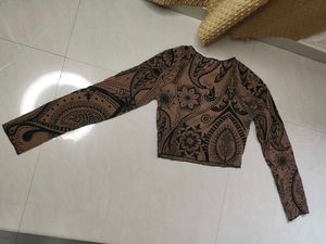 Patterned Long Sleeve Crop Top