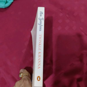 Book Mrs Funny bones