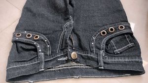 Black Denim Capree Jeans