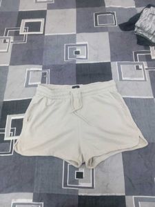 H&amp;M shorts