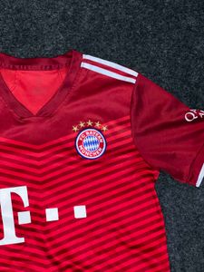 FC BAYERN FOOTBALL JERSEY