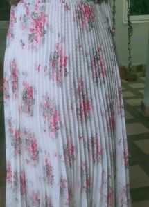 Beautiful Floral Design Skirt And Plazzo