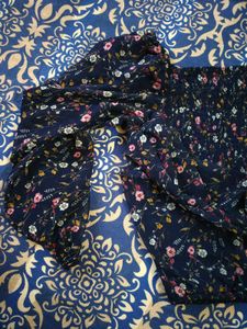 Floral Print Long Sleeve Top