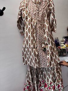 Floral Print Kurta