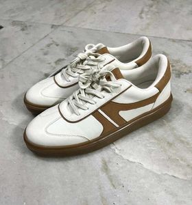WESTSIDE UNISEX WHITE GUM SNEAKERS 41 (UK 7)