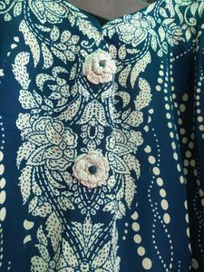 2 Kurta Jorjet ,2 Cotton Frock