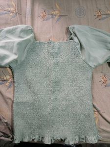 Cute Puff Sleeve Top