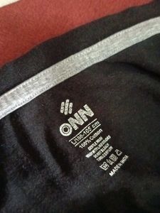 Men&#39;s Black V-Neck T-Shirt
