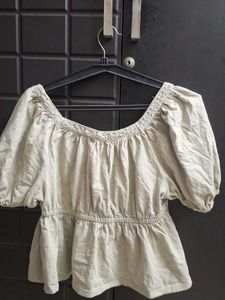 Crochet Puff Sleeve Top