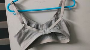 Zudio Non Padded Bra